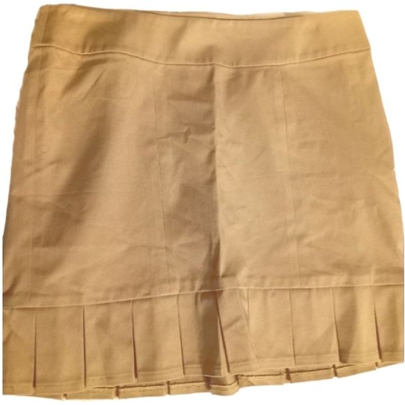 Body by Victoria women's khaki pencil skirt with pleated trim hem in Size 6 - Picture 2 of 4